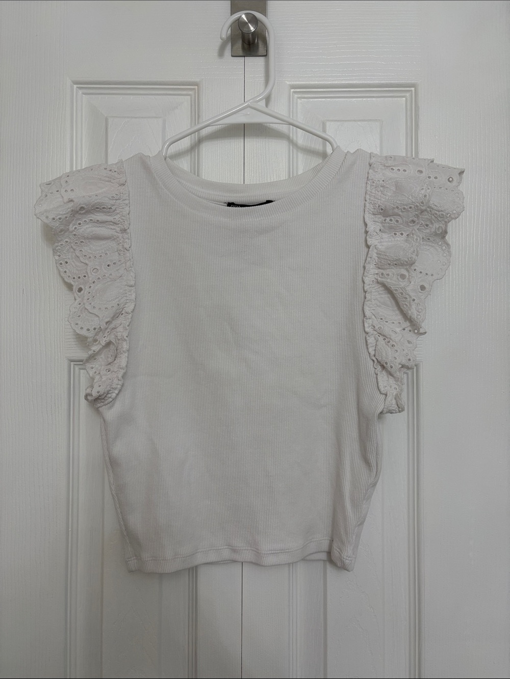 Zara White Ruffled Eyelet Sleeve Tank Top